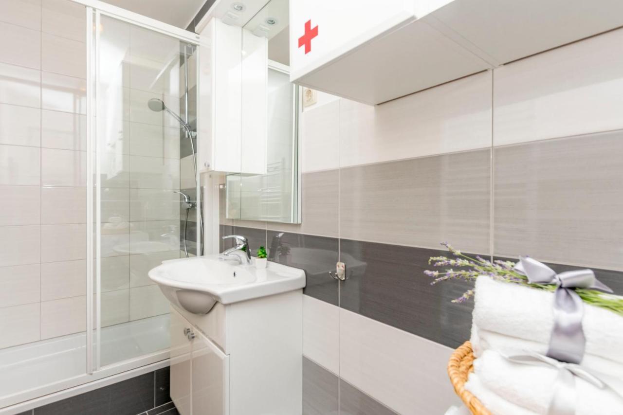 Apartments Luxury View Omis Ngoại thất bức ảnh